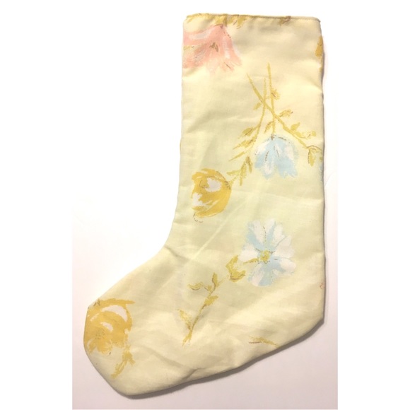 Vintage floral linens Christmas holiday stocking - Picture 2 of 2